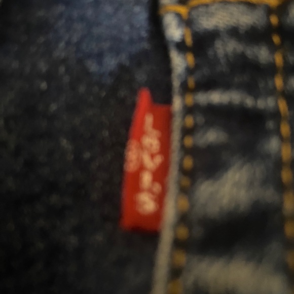 Levi’s 550. Relaxed boot cut. Size 12. Medium wash. - Picture 6 of 6